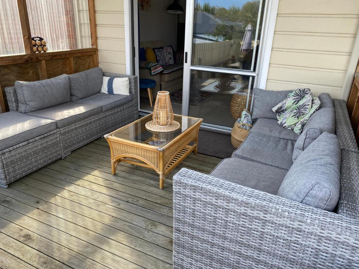 Wee Blue Bnb- Central Cosy Villa Тимару Екстериор снимка