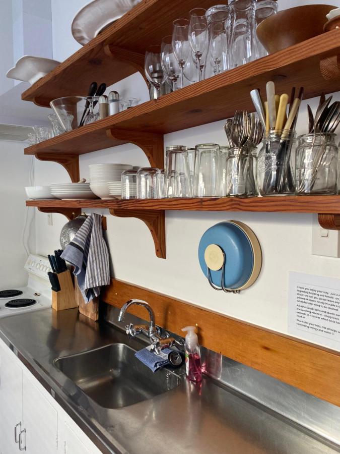 Wee Blue Bnb- Central Cosy Villa Тимару Екстериор снимка