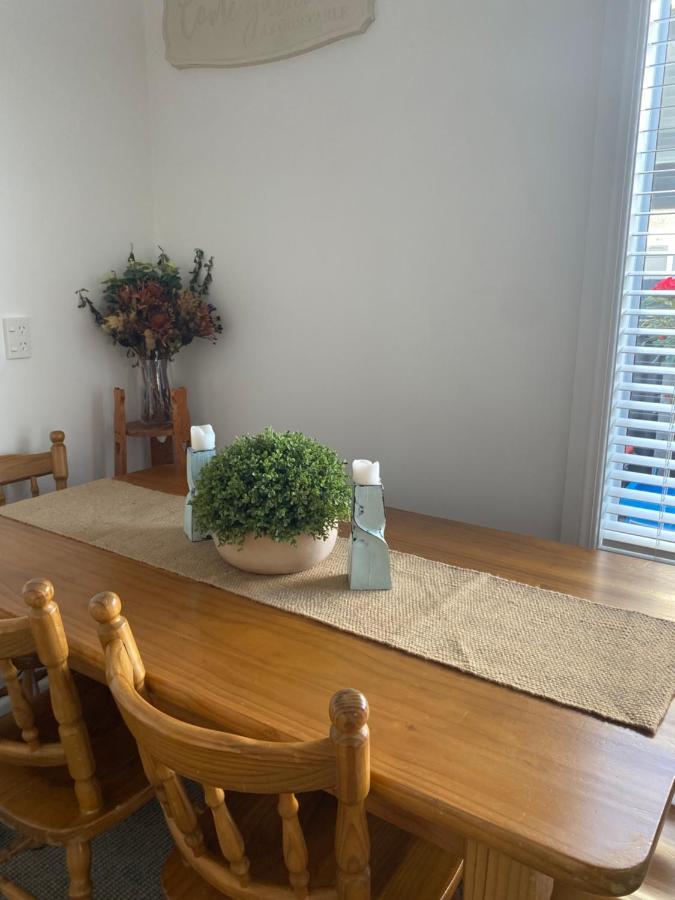 Wee Blue Bnb- Central Cosy Villa Тимару Екстериор снимка
